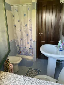 Beautiful apartment in villa, with large garden about 400mt from the beach - Image 3