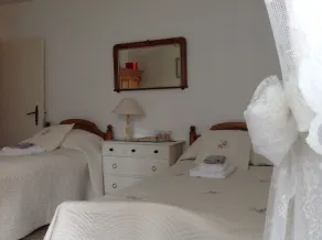 Beautiful traditional house 1 minute from the Square - Image 5