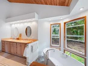 Tropical, Hawaiian-style A-frame Home - Image 4