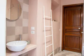 Florence Trevelyan Villa - Image 3