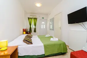Apartments Versus - Image 3