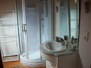 Rummeligt 410m² 3-stjernet sommerhus: privat opvarmet pool, spa, kano og paddl - Image 5