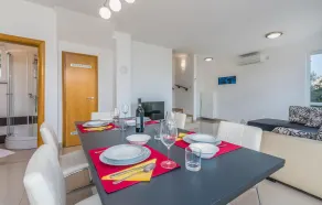 Amazing Home in Kornic With Outdoor Swimming Pool, Wifi and 6 Bedrooms - Image 3