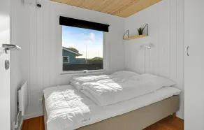 Stunning Home In Juelsminde With Wifi - Image 4