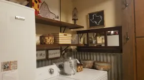 WILD WILD WEST HOME, Près de SILOS, MAGNOLIA TABLE, Shopping, EATERIES, LAKE! - Image 2