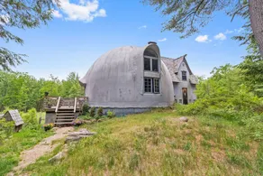 Dome Home on 42 Acres! Close to the Beach and Downtown Kennebunkport - Image 5