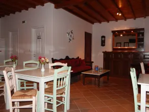 Tinos Suites & Apartments - Image 5