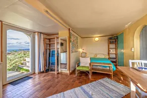 Monolocale 'Vue Sur Mer' con Vista Mare, Terrazza Privata e Wi-Fi - Image 3
