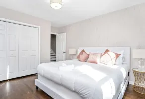 Modern 3BD Home w/HotTub - Image 5