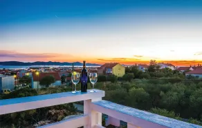 Amazing home in Zadar - Image 4