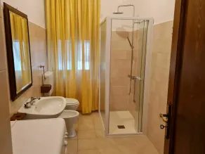 Wonderful private villa for 5 people with pool, TV, terrace and pets allowed - Image 2