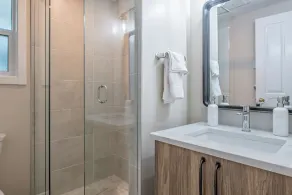 Desirable Knoll Home with Hot Tub, BBQ, Laundry - Open Den with Sofa Bed - Image 3