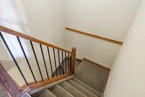 Condo confortable avec vue sur la montagne de plus de 1 000 m², bain à remous, salle de fitness - Image 2