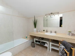 Gemütliche Wohnung für 4 Leute mit  W-LAN, Pool, TV und Terrasse - Image 4