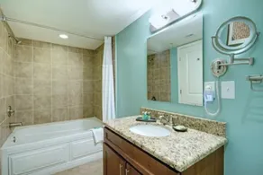 1 Bedroom Oceanview on Myrtle Beach at Towers On The Grove!! - Image 4