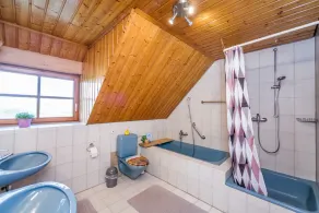  Bright apartment \"In the Green\" for 6-8 people near Lake Constance - Image 3