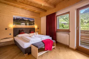 Apartment \"Villa Anita Piz da Peres\" with Mountain View, Sauna, Wi-Fi & Terrace - Image 4