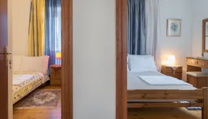 Angel's 2-Bedroom Traditional House - Image 4