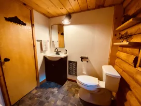 The Creek-Side Cabin: Hot Tub, Fire Pit,5 Star, AC, Big Deck, Quiet,Walk To Town - Image 4