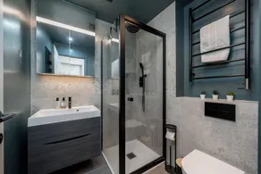 JOIVY Chic Mews house in S Kensington - Image 2