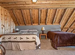 Hyatt Lake Mountain Retreat - Image 5