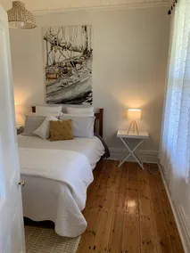 Charlie Bates Cottage - Image 3