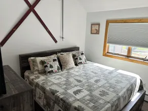 Cozy, Clean, & Quiet 2B/2B Ski In/Ski Out Condo w/ Hot Tub! - Image 5