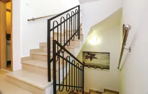 Impresionante casa en Bast con vista panorámica - Image 2