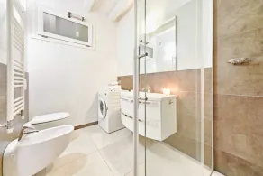 Fantastische Wohnung in Residenz mit Pool für 4 Personen in Desenzano - Image 5