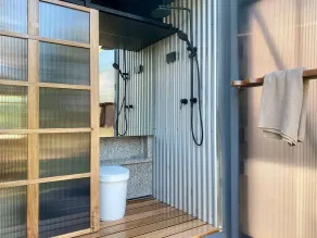 Tiny house with a view!\nA cosy place to stay while exploring East Gippsland - Image 2