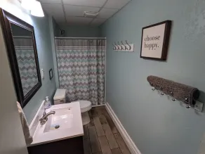 8 Schlafzimmer Lakehouse! Schlafmöglichkeiten für 21+ Perfekt für Familien und Gruppen! - Image 3