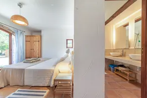 Ferienhaus 'S'hort Des Frares' mit Bergblick, WLAN und Klimaanlage - Image 3