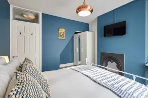 Host & Stay - Wellington Street - Image 4