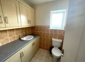 Ballycotton Holiday Apartment No 6 by Trident Holiday Homes - Image 4