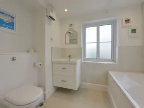 Little Barn Cottage - Image 2