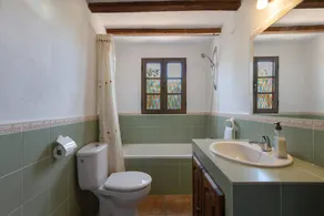 Holiday Home \"Los Algarrobos Gaucin\" with Mountain Views, Pool, Balcony & Terrace - Image 3