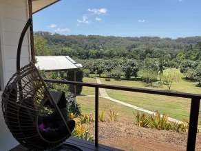 Sunshine Coast retreat your own private golf course - Image 5