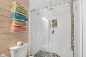 Pet Friendly / 2-minute walk to beach / Ground-Floor / FLPCB7 - Image 4