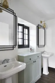 Architect family home, located 200 meters from the beaches and downtown - Image 4