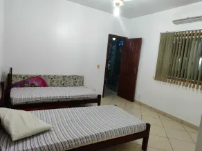 House near the Iguaba Grande Lagoon - Image 3