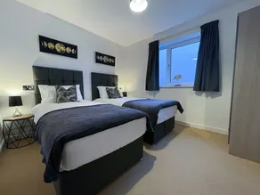 Station Side Penthouse - Image 5