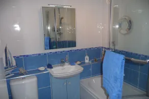 With spectacular sea views the flat is literally across the road from the Beach. - Image 5