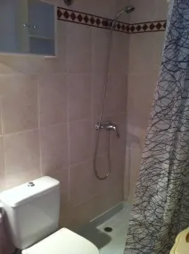 Lägenhet, 100 m till havet, fullt utrustat, WiFi, luftkonditionering, satellit-TV - Image 4