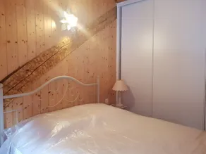 Appartement duplex confortable au cœur de Cauterets, idéal pour 6 personnes et proche des commodités. - Image 5