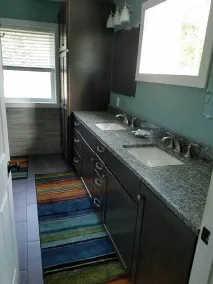 Beautifully Renovated, Central AC, wash/dryer, dishwasher, New Appliances. - Image 3