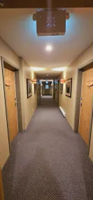 Raven's Nest Hotel - Image 4