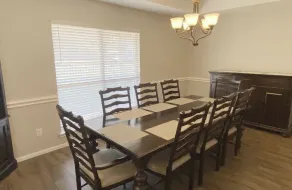 Remodeled one story building w/firepit, super close to everything - Image 4