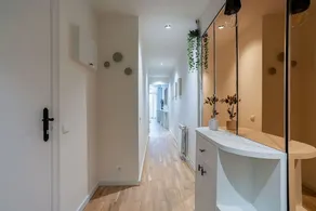 Impresionante apartamento de 3 dormitorios cerca del centro de la ciudad y la playa - Image 2