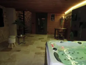Perougeoise house with private jacuzzi - Image 2