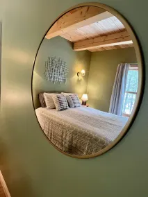 Sleeps up to 14. Stunning and spacious log cabin within 30 min of Brainerd. - Image 4